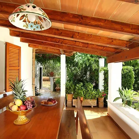 Charmante Ideal Fuer Paare Oder Familien By Interhome Casa vacanze *