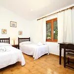 Holiday home Charmante Ideal Fuer Paare Oder Familien By Interhome *