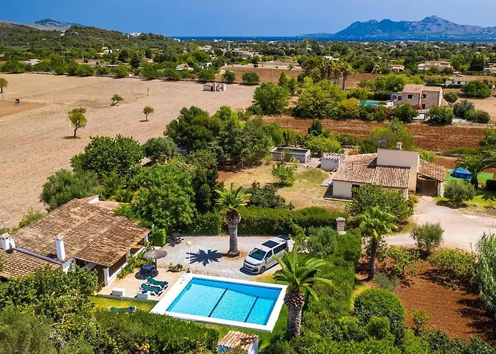 Charmante Ideal Fuer Paare Oder Familien By Interhome *